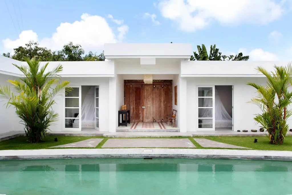 Villa Mutiara Putih Seminyak  Indonesia